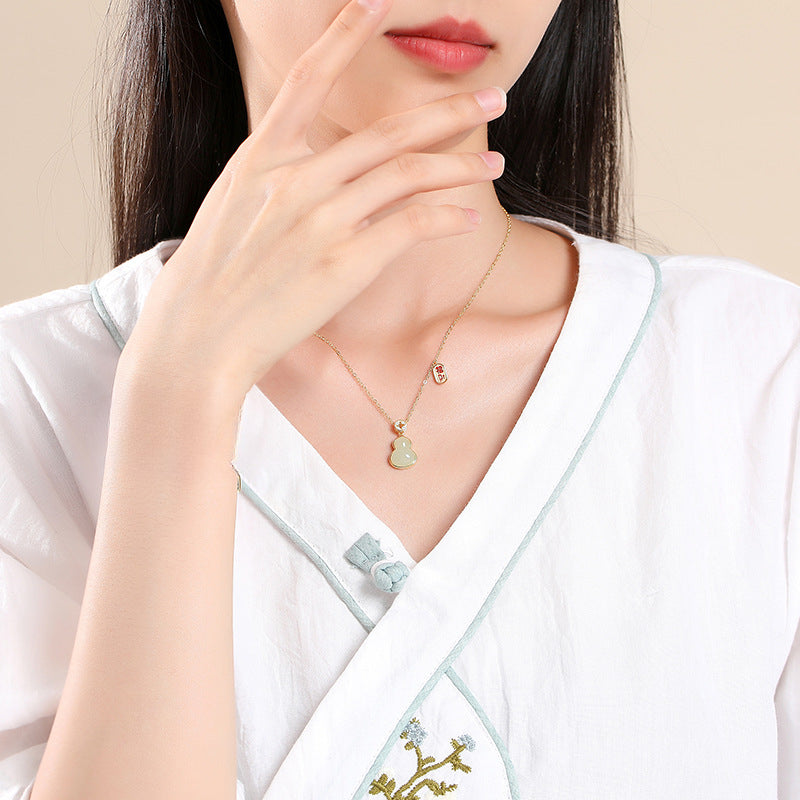 Stone Necklace - Chinese Gourd Pendant with Hetian Jade or Red Agate | STAR8S