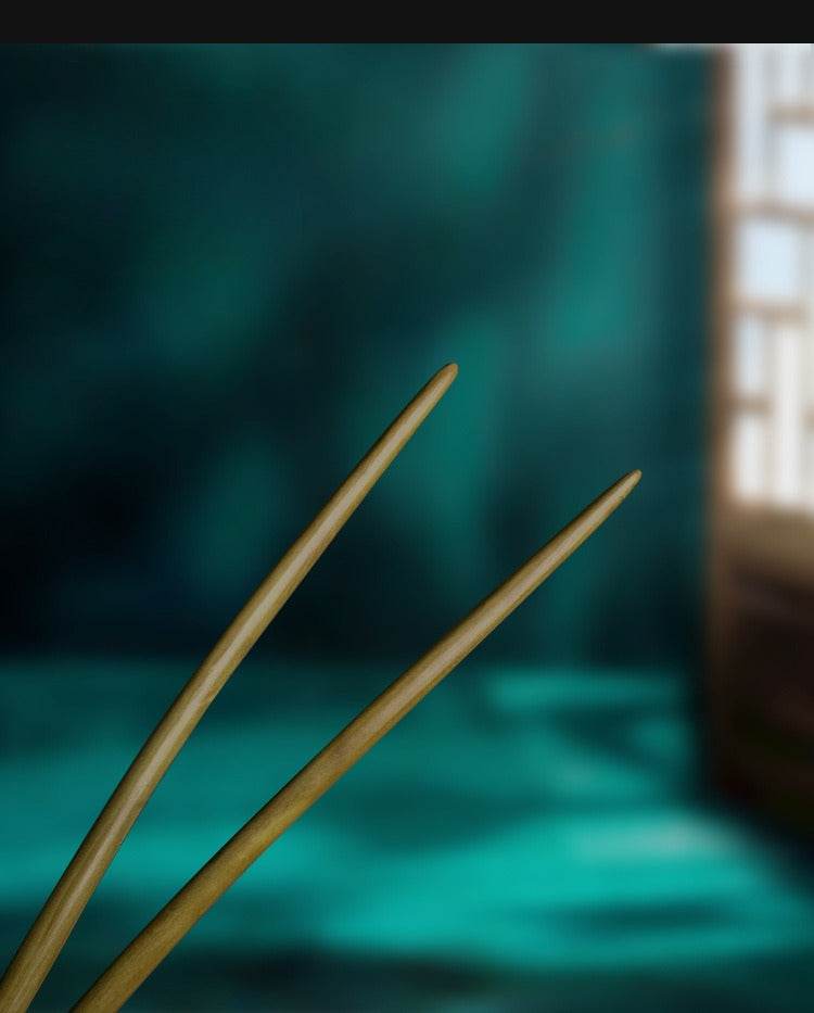 Green Sandalwood Carved Hairpin for Vintage Styling - STAR8S