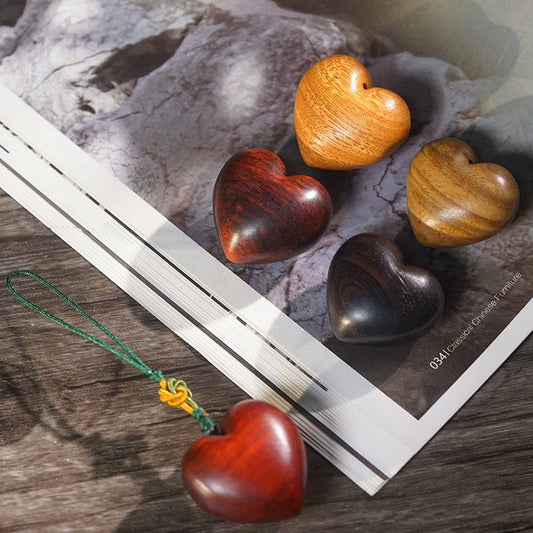 Green Sandalwood / Rosewood Heart - Carved Wooden Keychain Pendant – Handcrafted Apple - Style Wood Keychain & Bag Charm - STAR8S