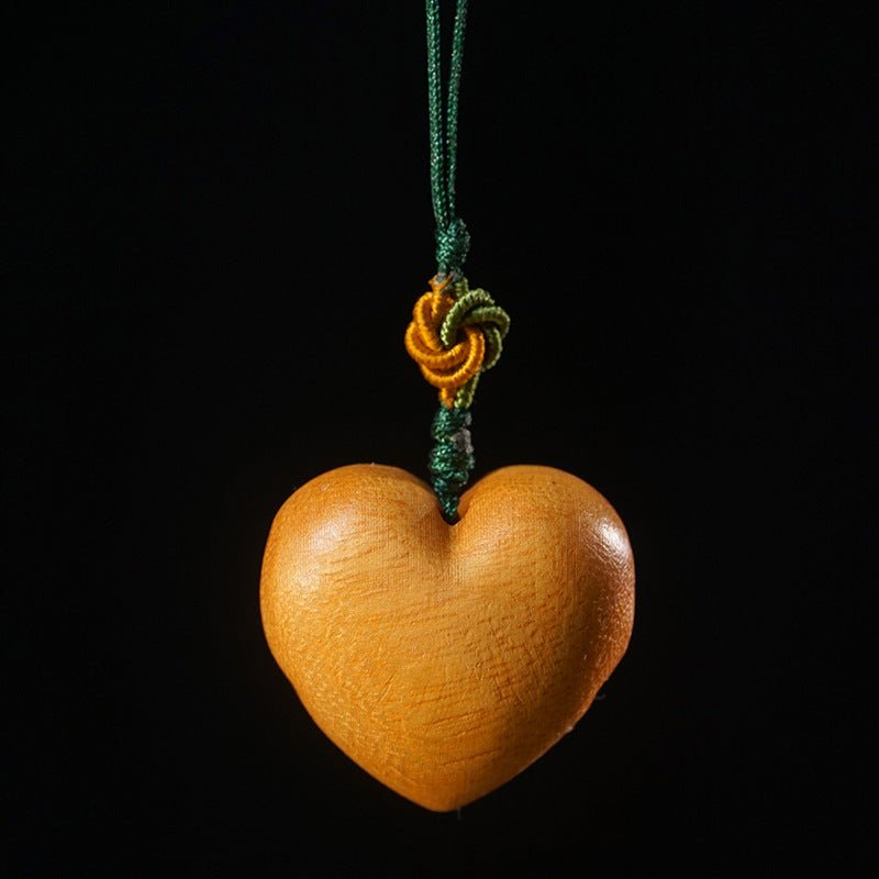 Green Sandalwood / Rosewood Heart - Carved Wooden Keychain Pendant – Handcrafted Apple - Style Wood Keychain & Bag Charm - STAR8S