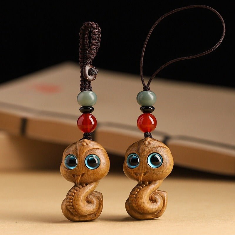 Green Sandalwood Snake Zodiac Keychain - Lucky Car Pendant for Men & Women - STAR8S