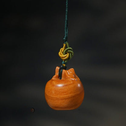 Hand - Carved Green Sandalwood Apple Keychain 🍏 Wooden Pendant with Leaf – Peace Amulet - STAR8S