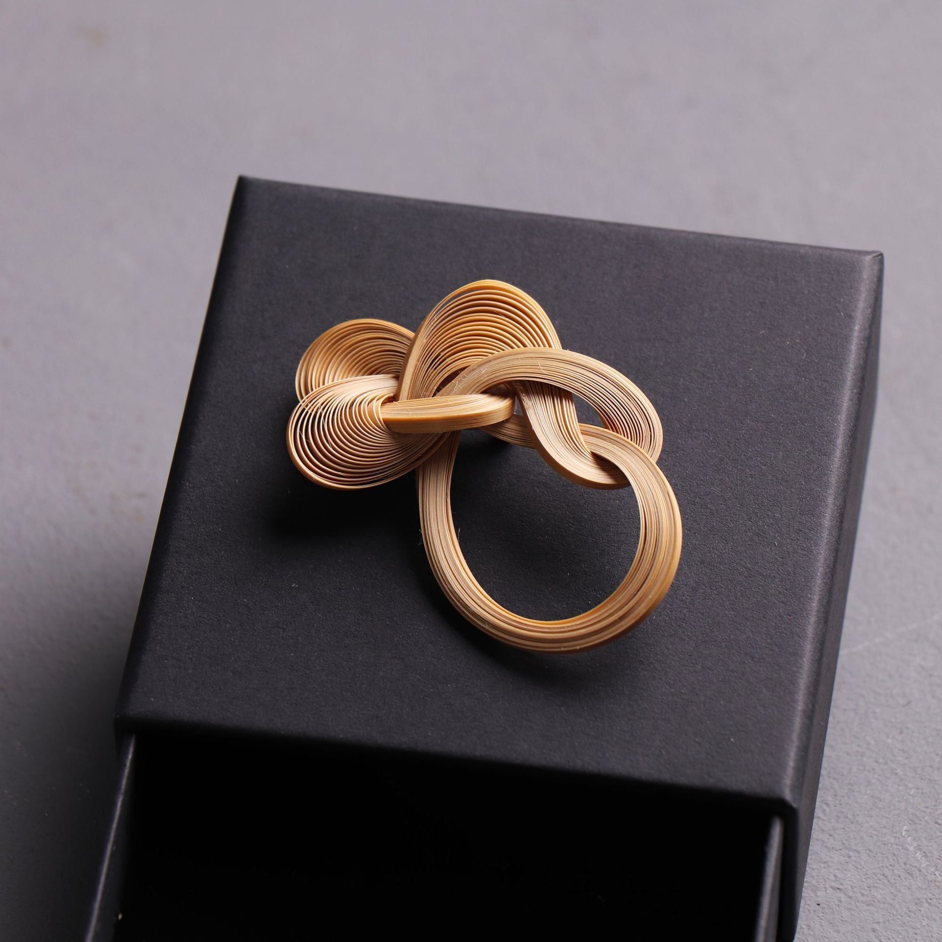 Handcrafted Bamboo Brooches, Pins & Accessories | Unique Artisan Bamboo Jewelry | Eco - Friendly Gifts for Qipao & Hanfu - STAR8S