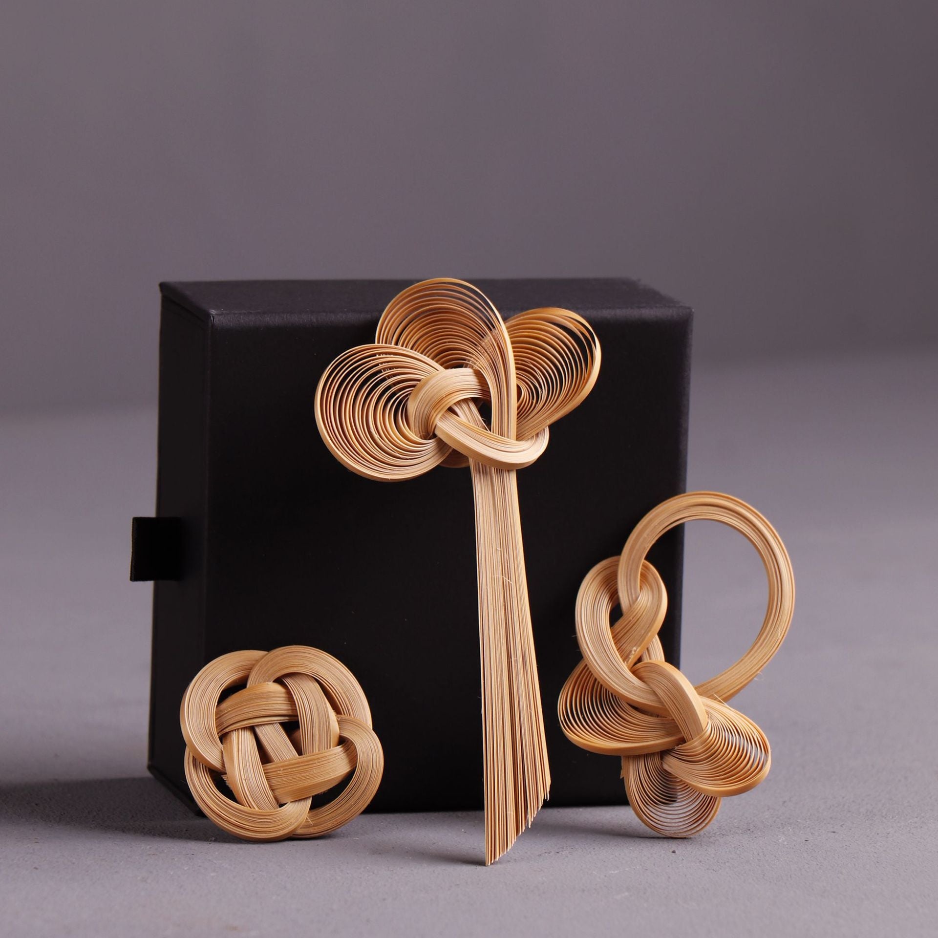 Handcrafted Bamboo Brooches, Pins & Accessories | Unique Artisan Bamboo Jewelry | Eco - Friendly Gifts for Qipao & Hanfu - STAR8S