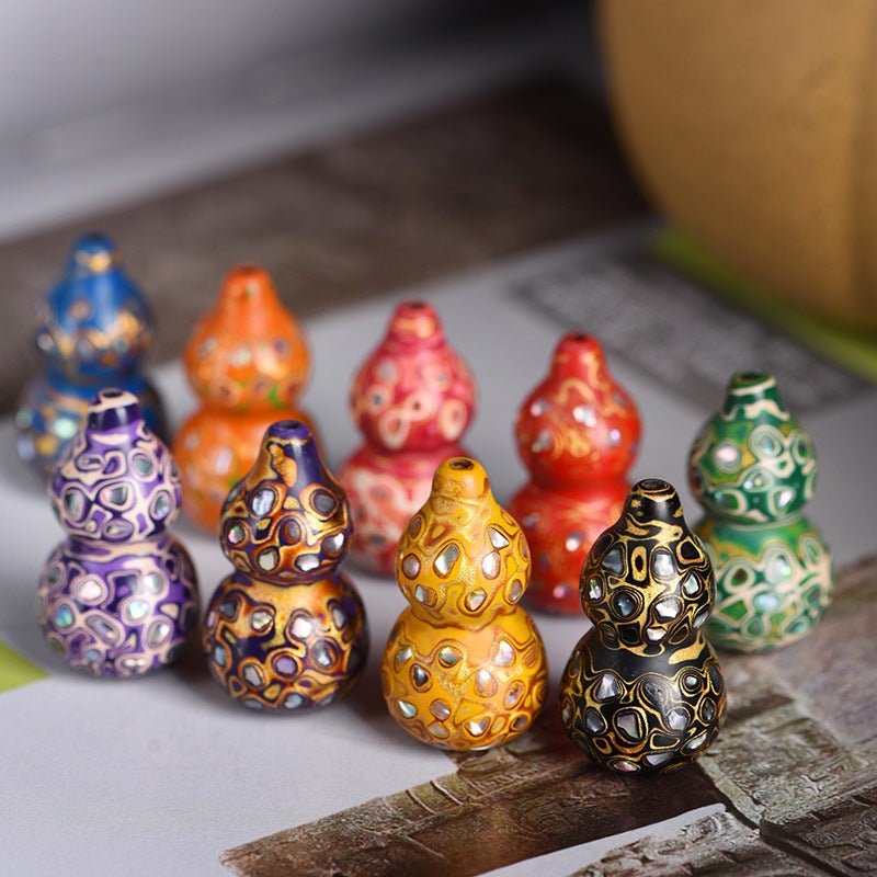 Handcrafted Chinese Lacquer Gourd Pendant – Unique Decorative Ornament for Prosperity and Good Fortune - STAR8S