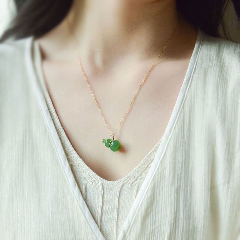 Handcrafted Jade Gourd Pendant Necklace Chain – Elegant & Minimalistic Jade Jewelry - STAR8S