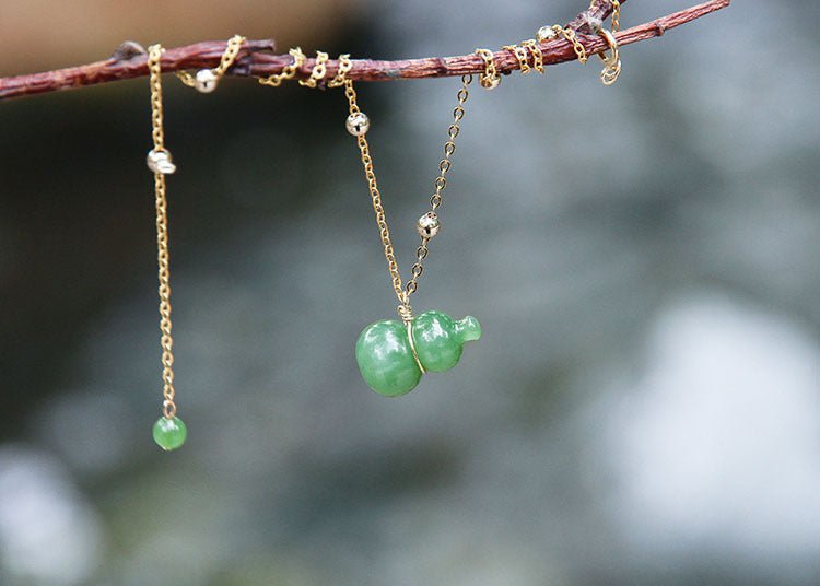Handcrafted Jade Gourd Pendant Necklace Chain – Elegant & Minimalistic Jade Jewelry - STAR8S
