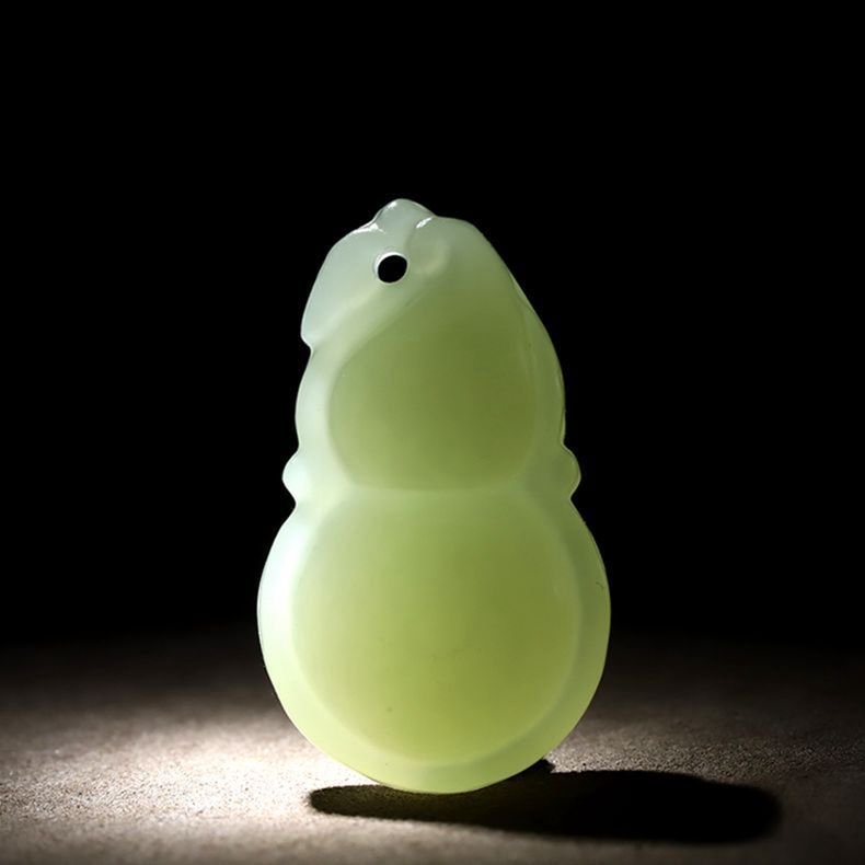 Hetian Jade White Jade Ruyi Gourd Pendant | Natural Gourd Pendant for Prosperity & Protection - STAR8S