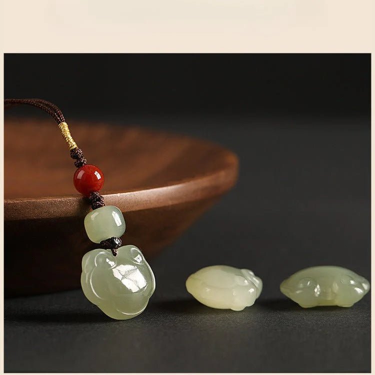 jade keychain: hetian ruyi lock with nanjiang red agate | star8s - star8s