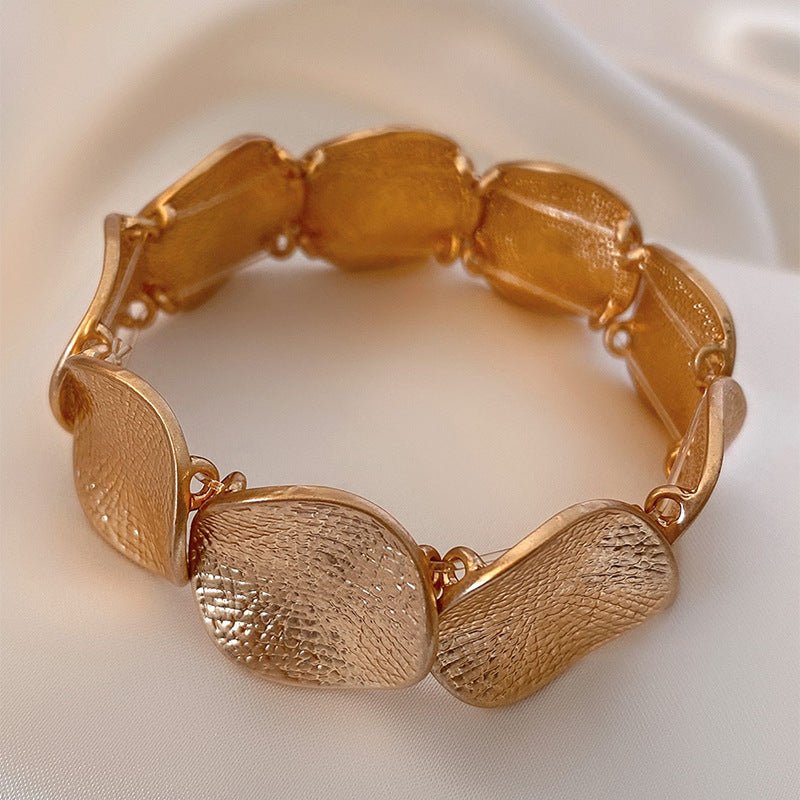 Minimalist Geometric Metal Bracelet | Modern Design Gold Plated Bracelet | Trendy Statement Jewelry - STAR8S