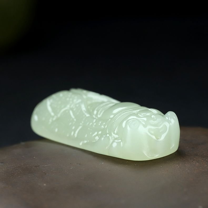 Natural Hetian Jade Cicada Pendant, White Jade Handcrafted Necklace for Men and Women 🍃🐞 - STAR8S
