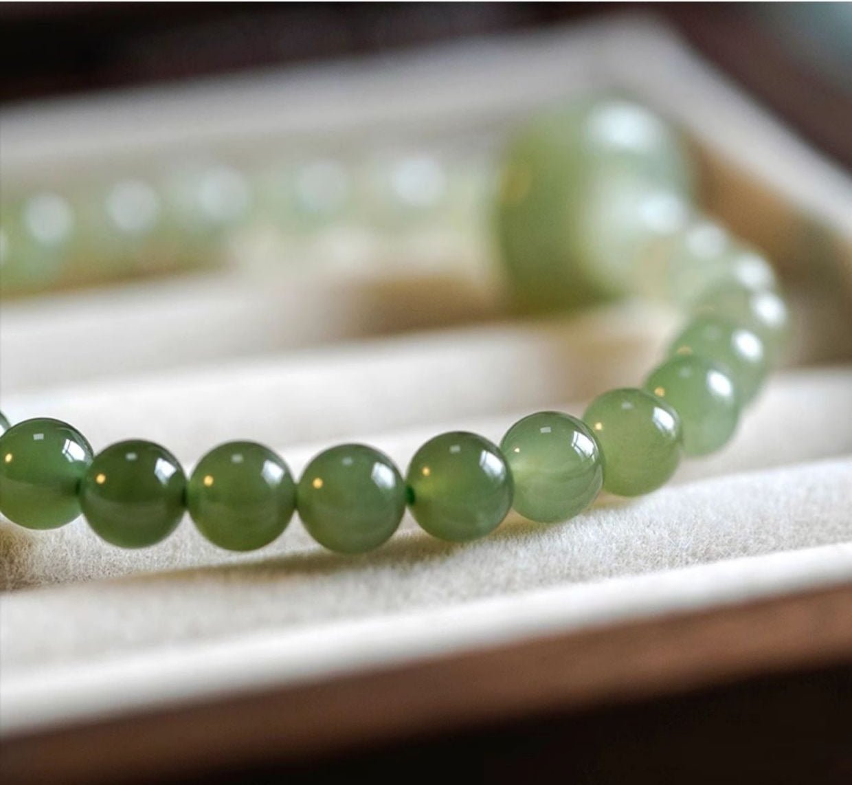Natural Hetian Jade Gradient Qing Shui Lake Green Bracelet – Ping An Kou Design, Versatile Handmade Jewelry - STAR8S