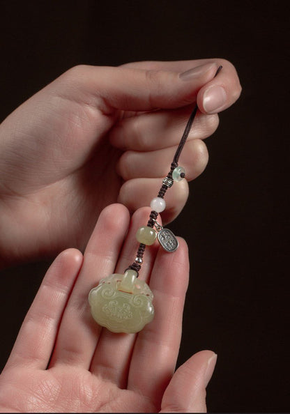 Natural Hetian Jade Ruyi Lock Pendant Keychain for Men and Women, Versatile Car Key Chain and Bag Accessory, Beautiful Jade Stone Ornament Gift 🎁 - STAR8S