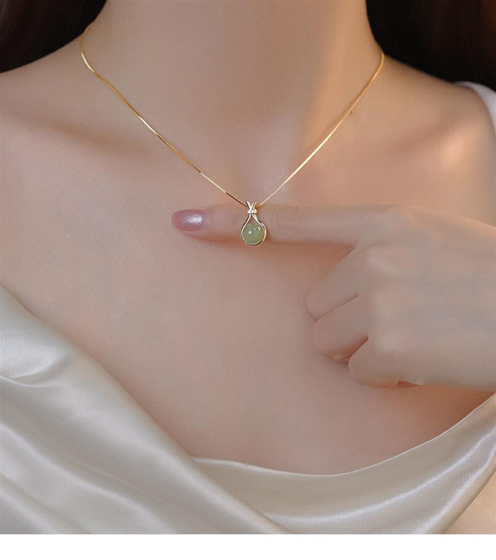 Natural Hetian Jade S925 Silver Fortune Bag Necklace – Elegant Jade Pendant for Women, Minimalist Design - STAR8S