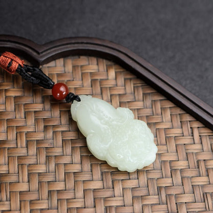 Natural Hetian Jade White Jade Cabbage Pendant - Smooth & Fine Texture, Ideal for Men and Women - STAR8S