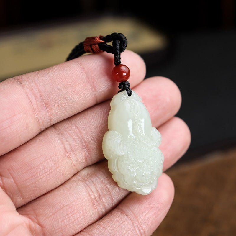 Natural Hetian Jade White Jade Cabbage Pendant - Smooth & Fine Texture, Ideal for Men and Women - STAR8S