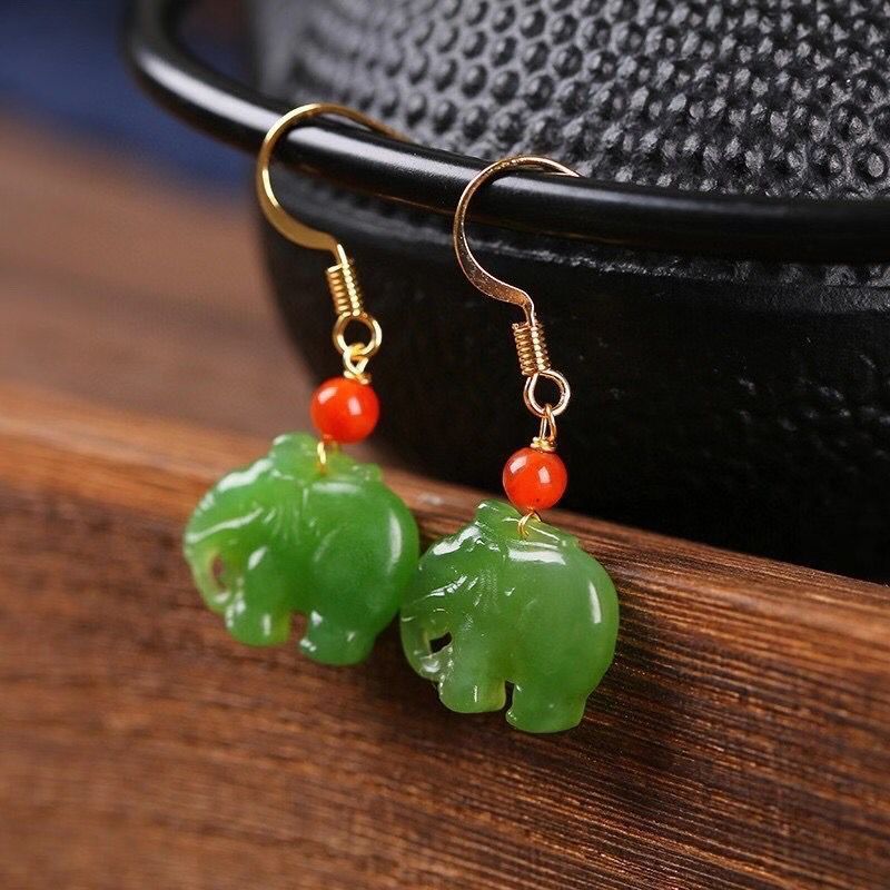 natural jade elephant earrings (13mm) | simple & fresh design - star8s
