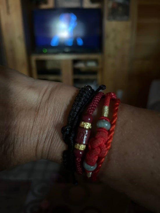 red string bracelets review three