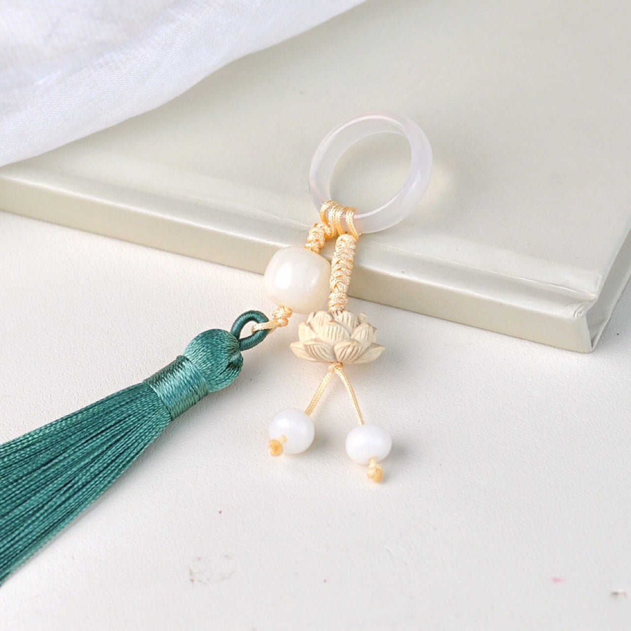 Ruyi Tassel Keychain with Bodhi Carving & Lotus Design – Elegant & Spiritual Accessory - STAR8S