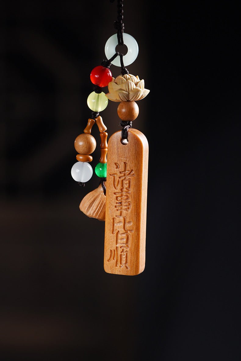Sandalwood & Agarwood Keychain - Peaceful, Safe, and Joyful Wooden Car Keychain - STAR8S