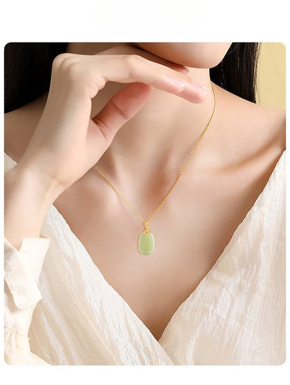 Stylish & Elegant Inlaid Jade Pendant: Hetian Jade Safe S925 Unisex | STAR8S