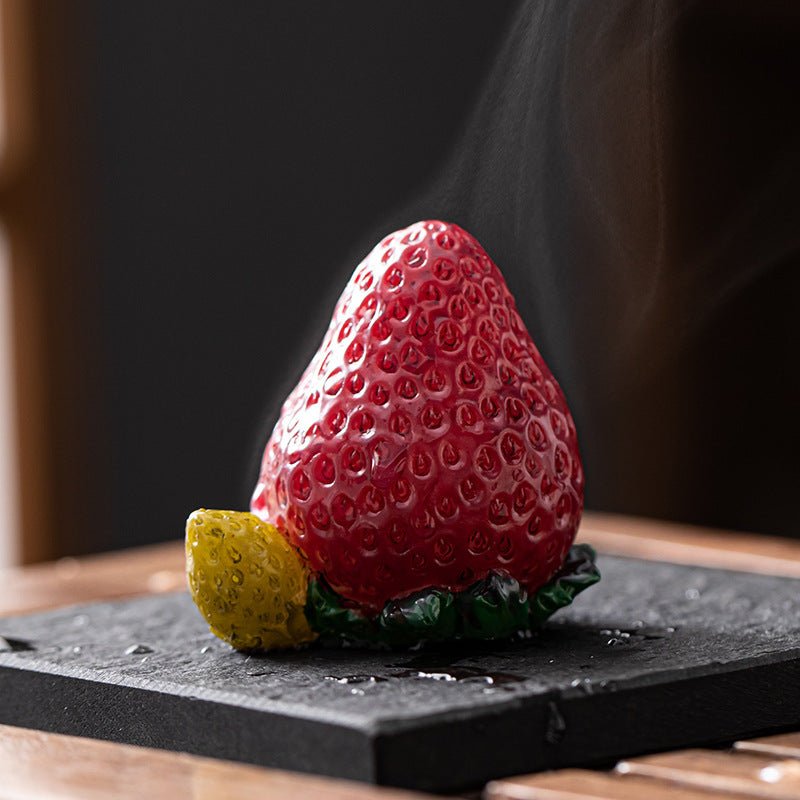 Tea Pet - Fruit Design, Strawberry/Waxberry, Hot Water Magic | STAR8S