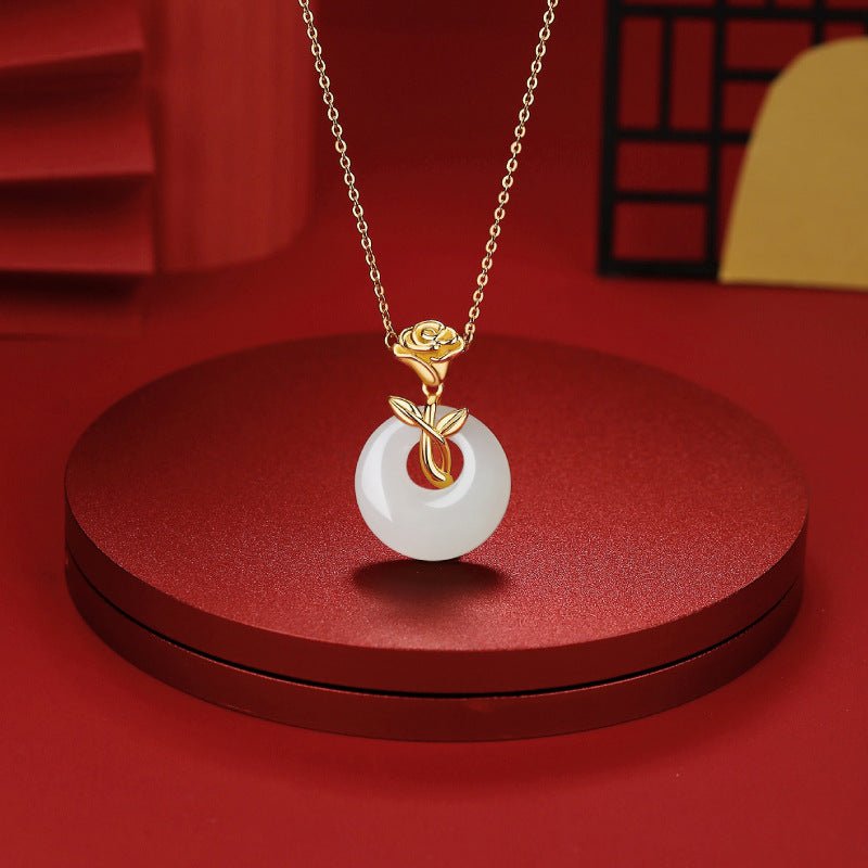 Unique Jade Necklace Jewelry: Rose Safety Disc Hetian Jade Collarbone Chain | STAR8S
