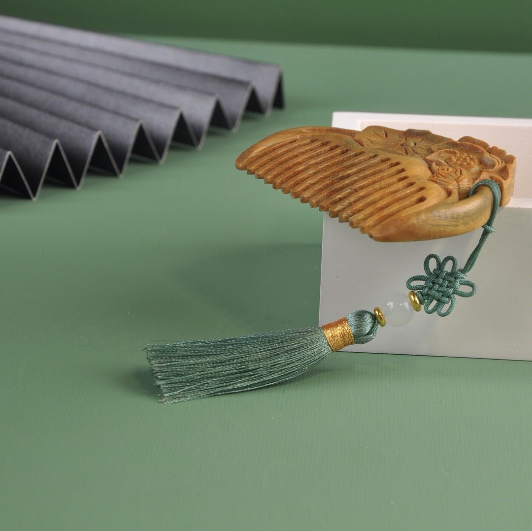Vintage Green Sandalwood Comb with Lotus Carving - Portable Mini Hair Comb - Perfect Gift - STAR8S